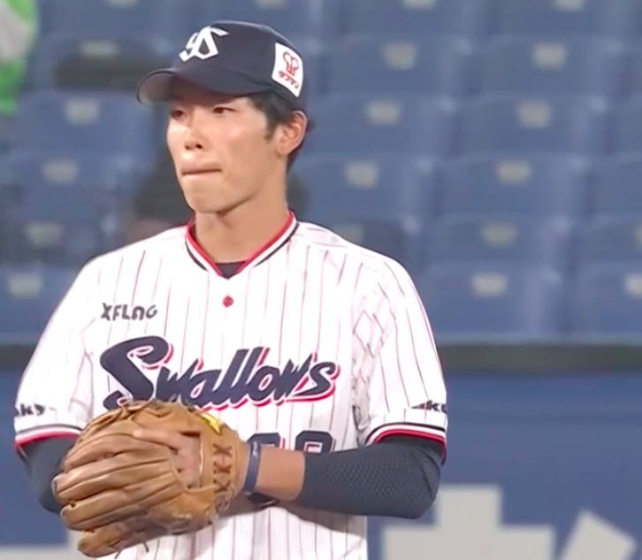 武岡龍世_グラブ